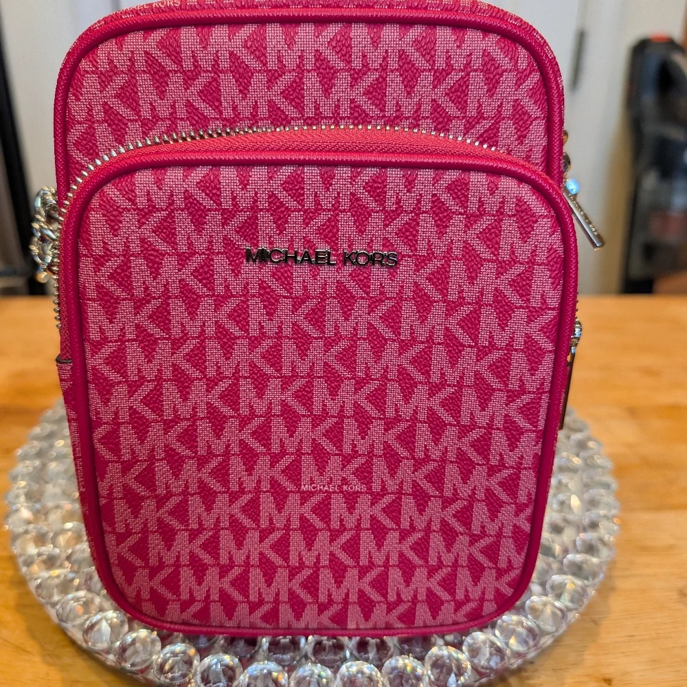 MICHAEL KORS Jet Set Travel Medium Signature Logo Crossbody NWT